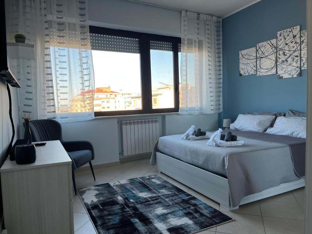 Casa Manthone - Luxrental Apartments Pescara Bagian luar foto