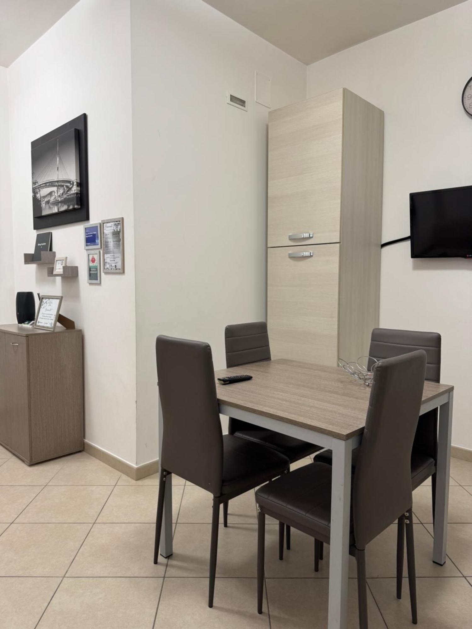 Casa Manthone - Luxrental Apartments Pescara Bagian luar foto