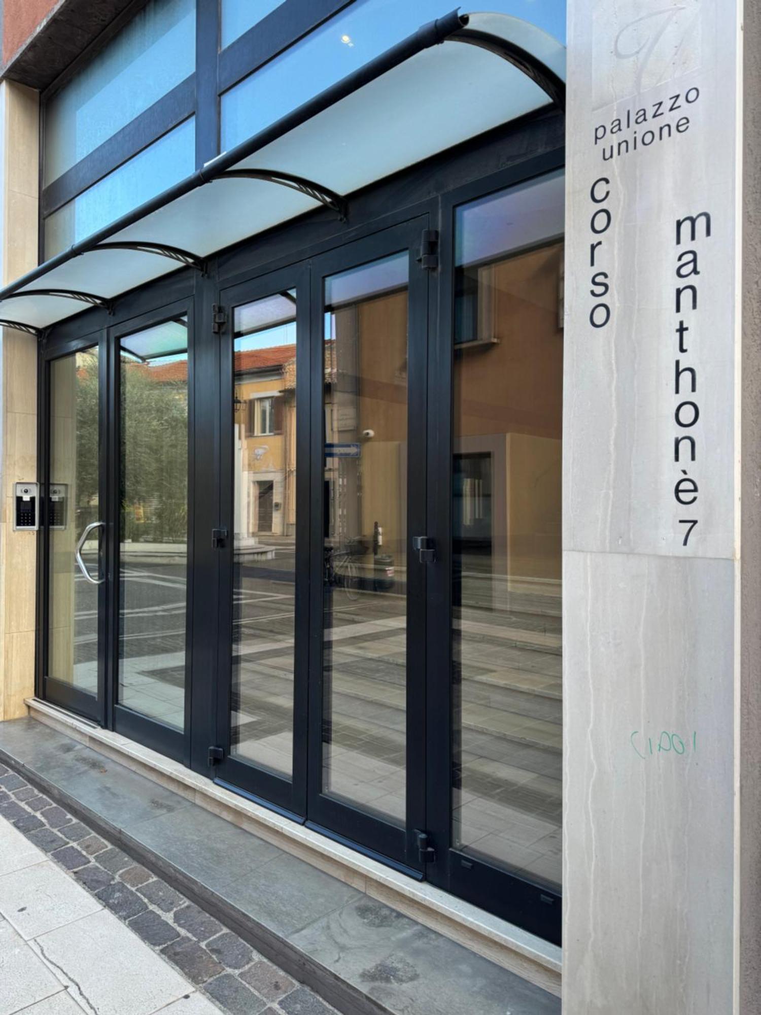 Casa Manthone - Luxrental Apartments Pescara Bagian luar foto